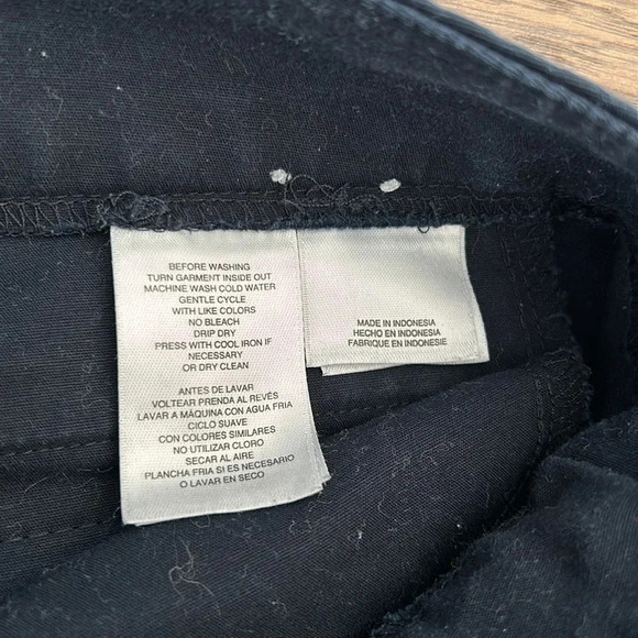 Anne Klein Navy Blue Cropped Pants | Cropped Pants | Business Casual | Office - Picture 12 of 12